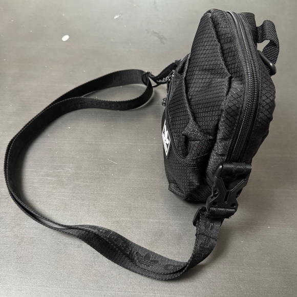 Adidas Black Logo Originals‎ OG Fest Unisex Adult Mini Backpack - Picture 3 of 14